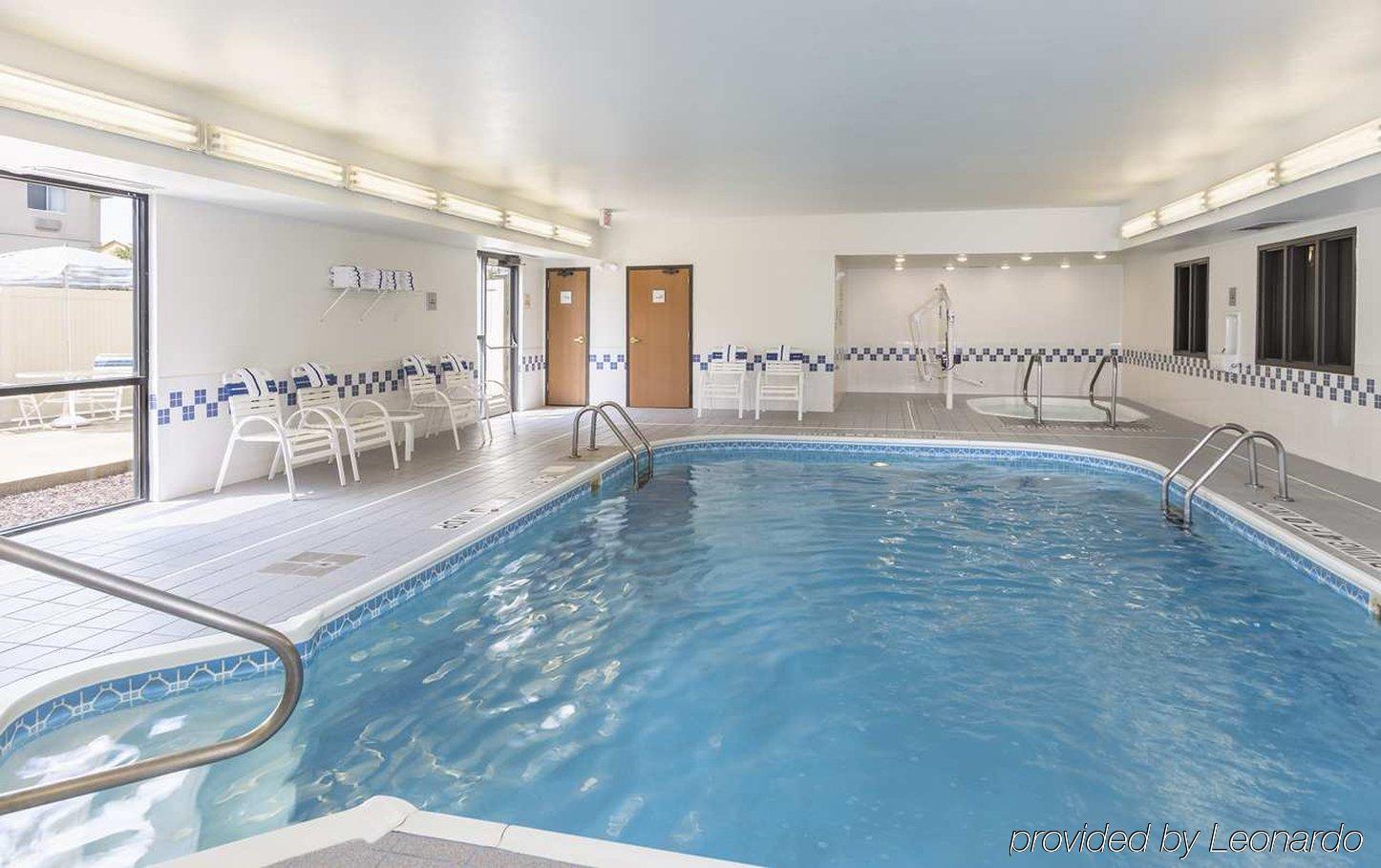 Hampton Inn Youngstown/Boardman Poland Dış mekan fotoğraf